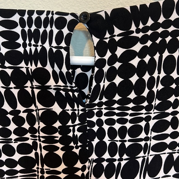 Calvin Klein shirt - Picture 4 of 4